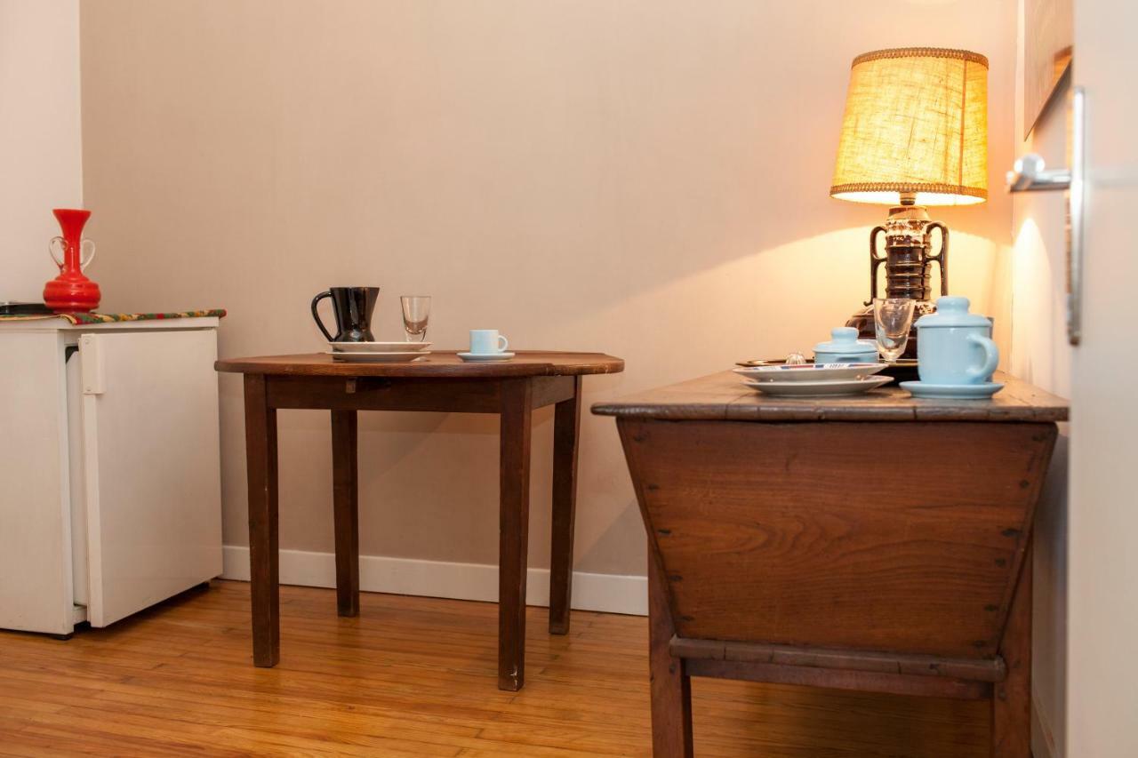 46Fm : Montauban Guest House Bagian luar foto